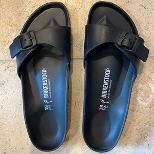 Black one strap birkenstocks